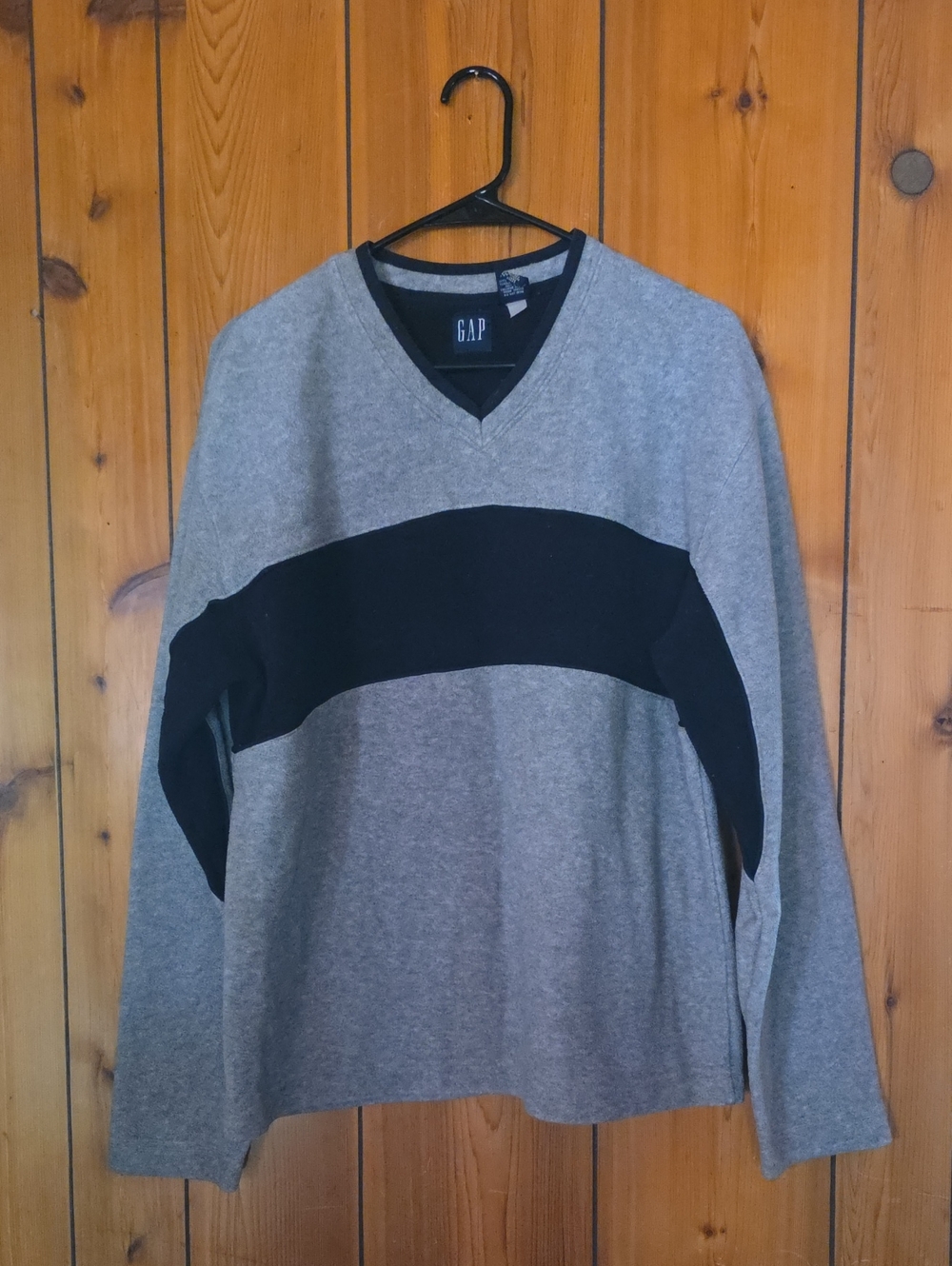 GAP Men's/Women's Gray V-Neck Sweater with Black Chest Stripe